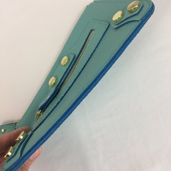 Steve Madden Blue Wristlet Double Zipper Textured Thin Slim Faux Leather - Picture 4 of 9